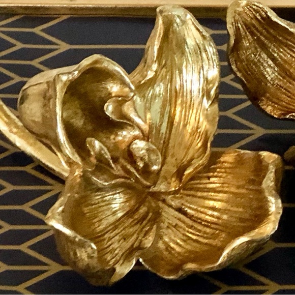 A SET OF 3 ANTHROPOLOGIE Metallic Gold Gilded Orchid Accents. NEW Condition! ⚜️ - Picture 8 of 11